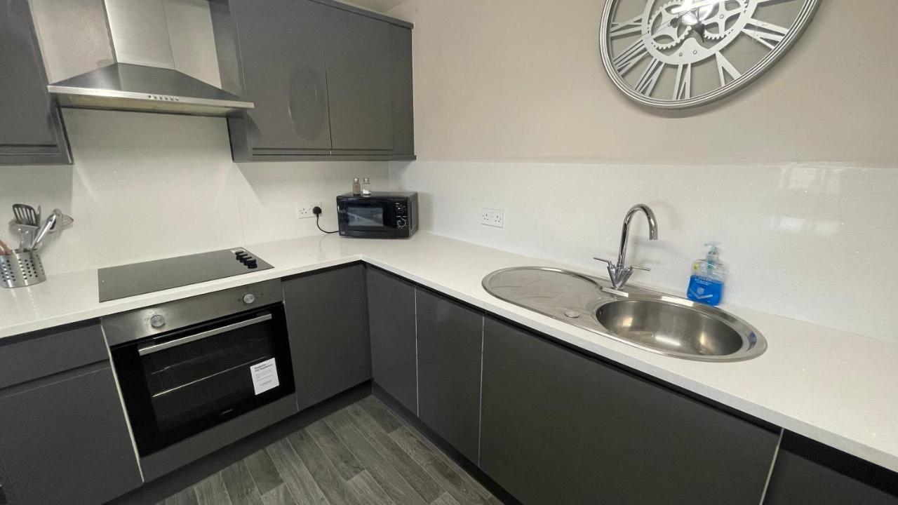 Mays Apartments - 102 Mill Street, Free Parking, 2 Minute Walk To Baltic Market And City Centre - Apartments Sleep 1-10 Guests Liverpool Exterior foto