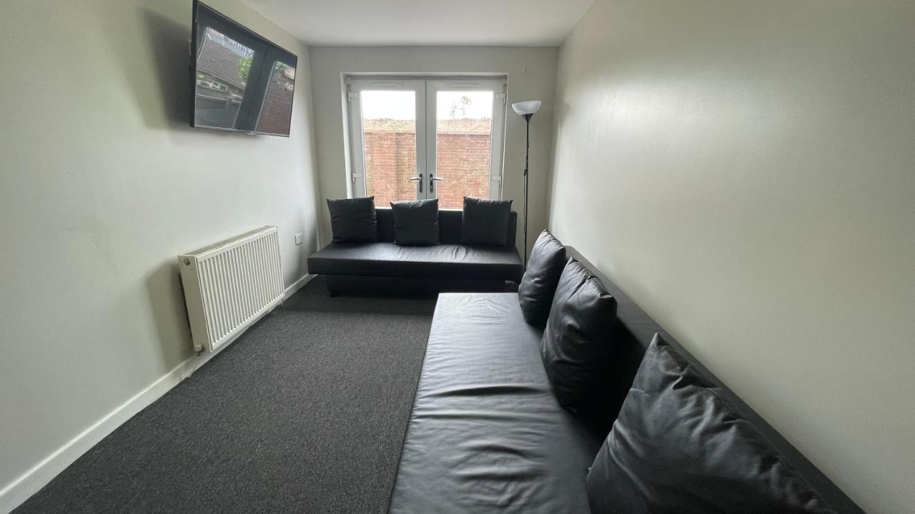 Mays Apartments - 102 Mill Street, Free Parking, 2 Minute Walk To Baltic Market And City Centre - Apartments Sleep 1-10 Guests Liverpool Exterior foto