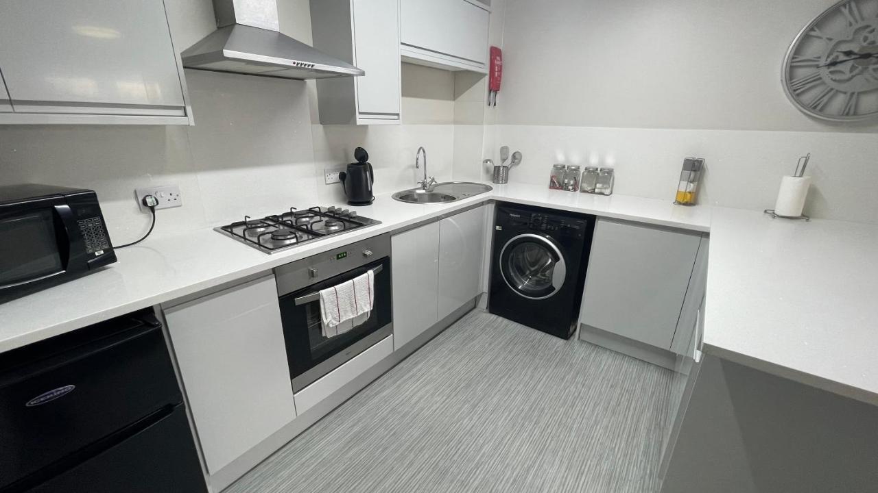 Mays Apartments - 102 Mill Street, Free Parking, 2 Minute Walk To Baltic Market And City Centre - Apartments Sleep 1-10 Guests Liverpool Exterior foto