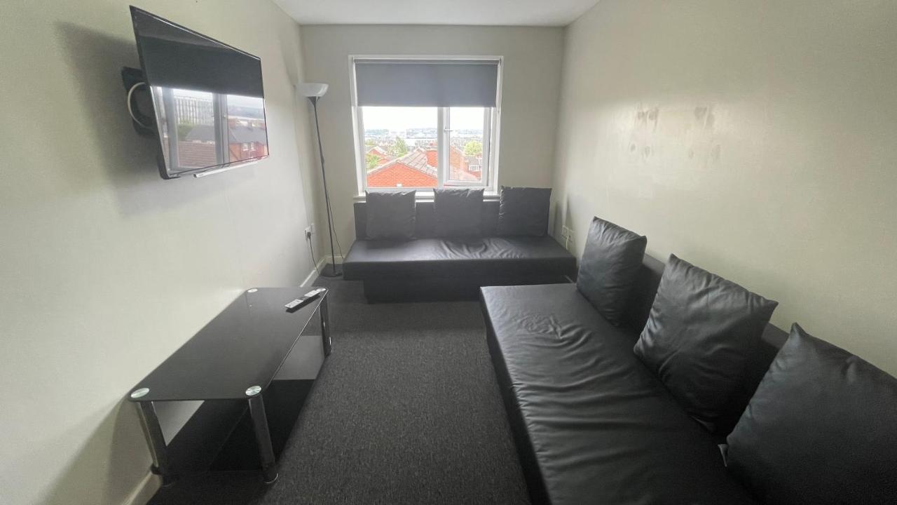 Mays Apartments - 102 Mill Street, Free Parking, 2 Minute Walk To Baltic Market And City Centre - Apartments Sleep 1-10 Guests Liverpool Exterior foto